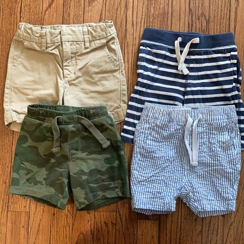 Gap/Old Navy 18-24M shorts